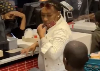 Video, Viral, Proposal, McDonald's, Johannesburg, South Africa, Man, Woman, Twitter, Tweets.