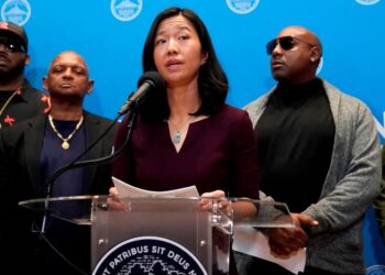 Carol Stuart, family, Michelle, Wu, Alan Swanson, Willie Bennett, mayor, Boston